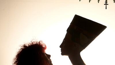 Cleopatra and the Queens of Egypt exhibition 