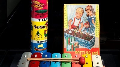 1950s toys including xylophone