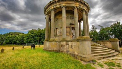 Step into history walks - Parkland Monuments